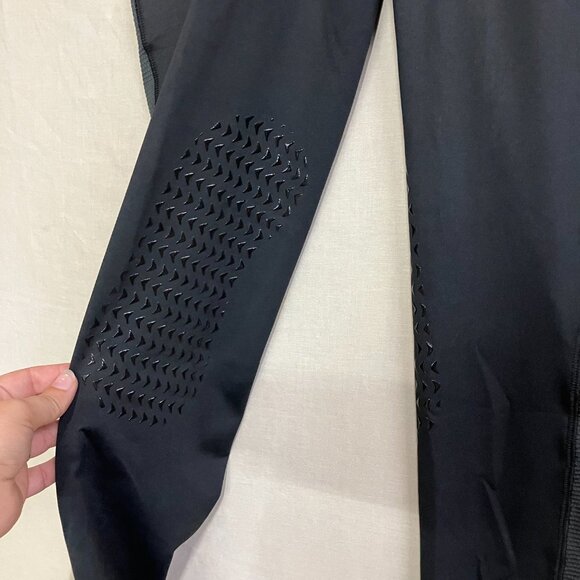 TuffRider Ladies Medium Black/Charcoal Ventilated Schooling Knee Patches Tights - Picture 8 of 11